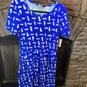 Blue with white patterned dress sz large NWT